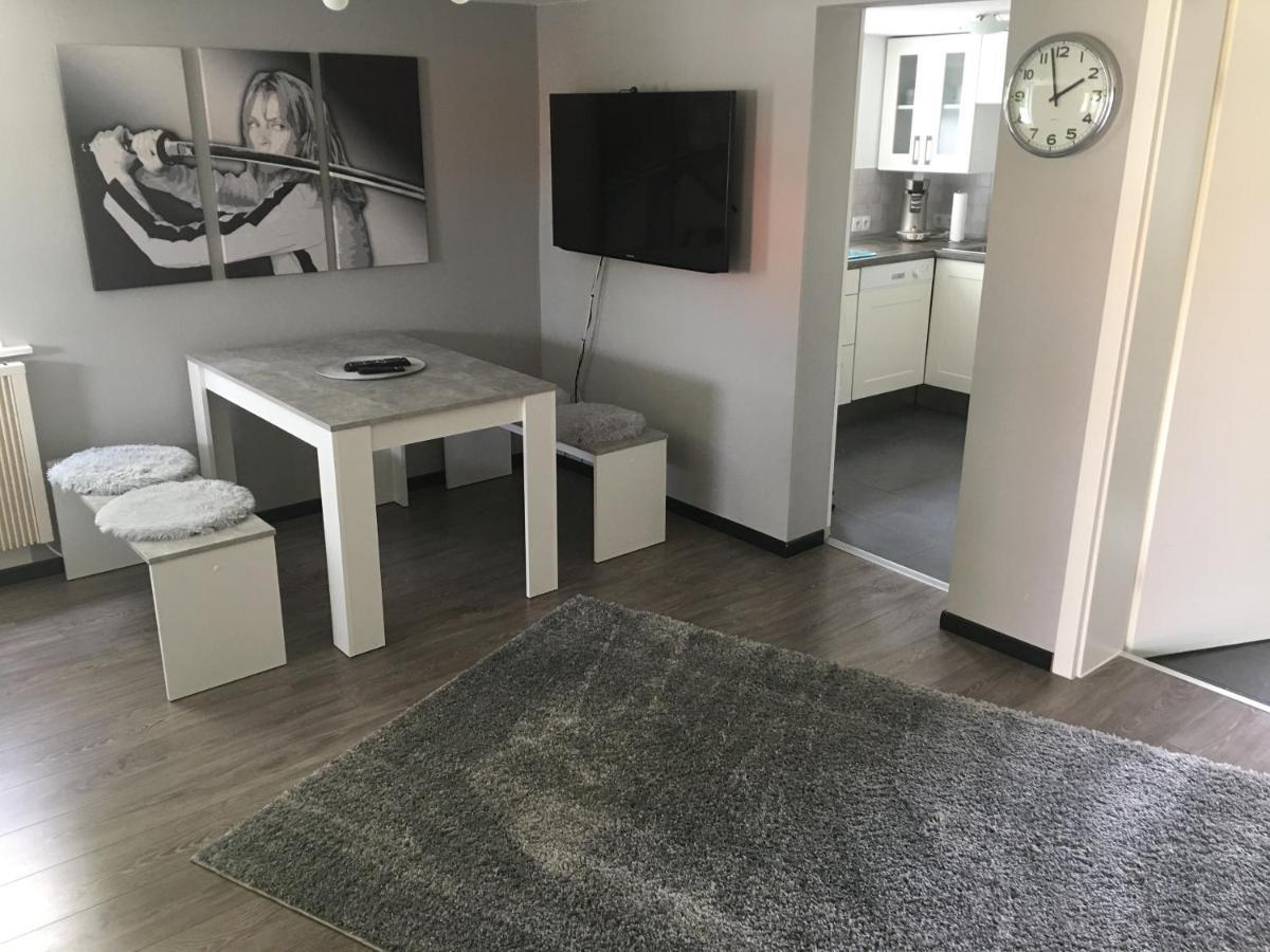 AtzenhausenHaus Lindenteichblickアパートメント エクステリア 写真